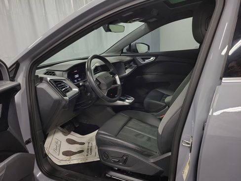 Used 2023 Audi Q4 e-tron Premium Plus image 12