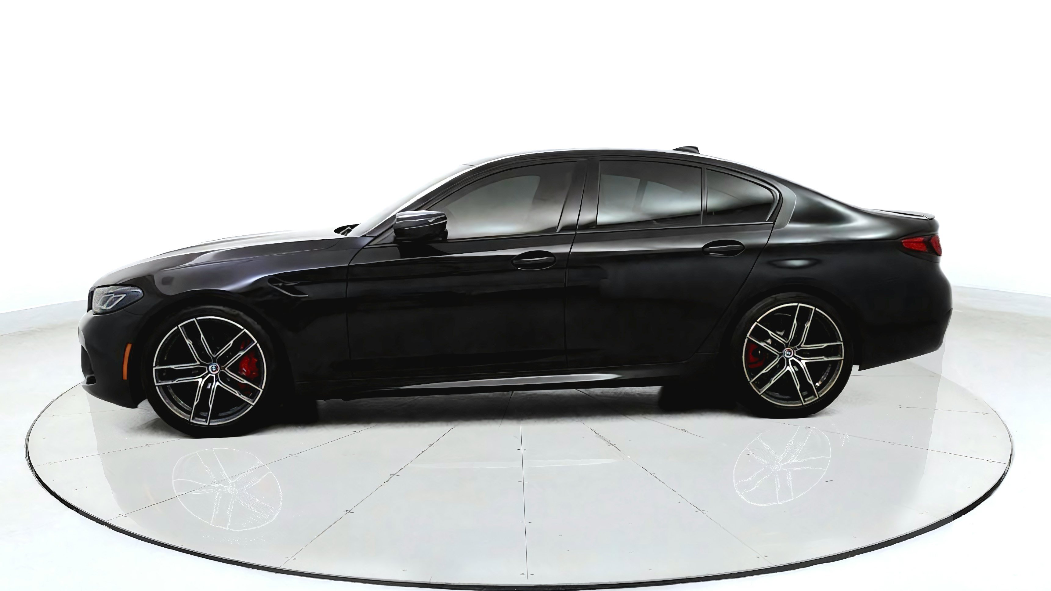 Used 2022 BMW M5 w/ Competition Package AWD/4WD image 4