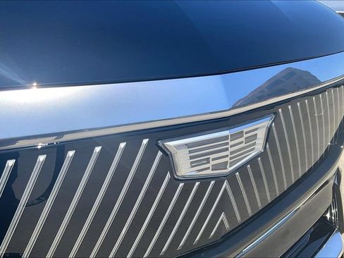 New 2026 Cadillac Escalade IQ Luxury 2 w/ LPO, Floor Liner Package AWD/4WD image 35