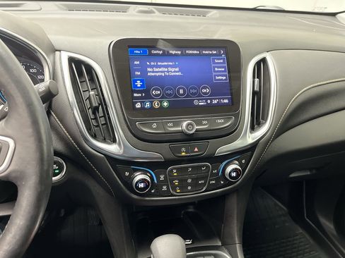 Certified 2022 Chevrolet Equinox Premier image 17