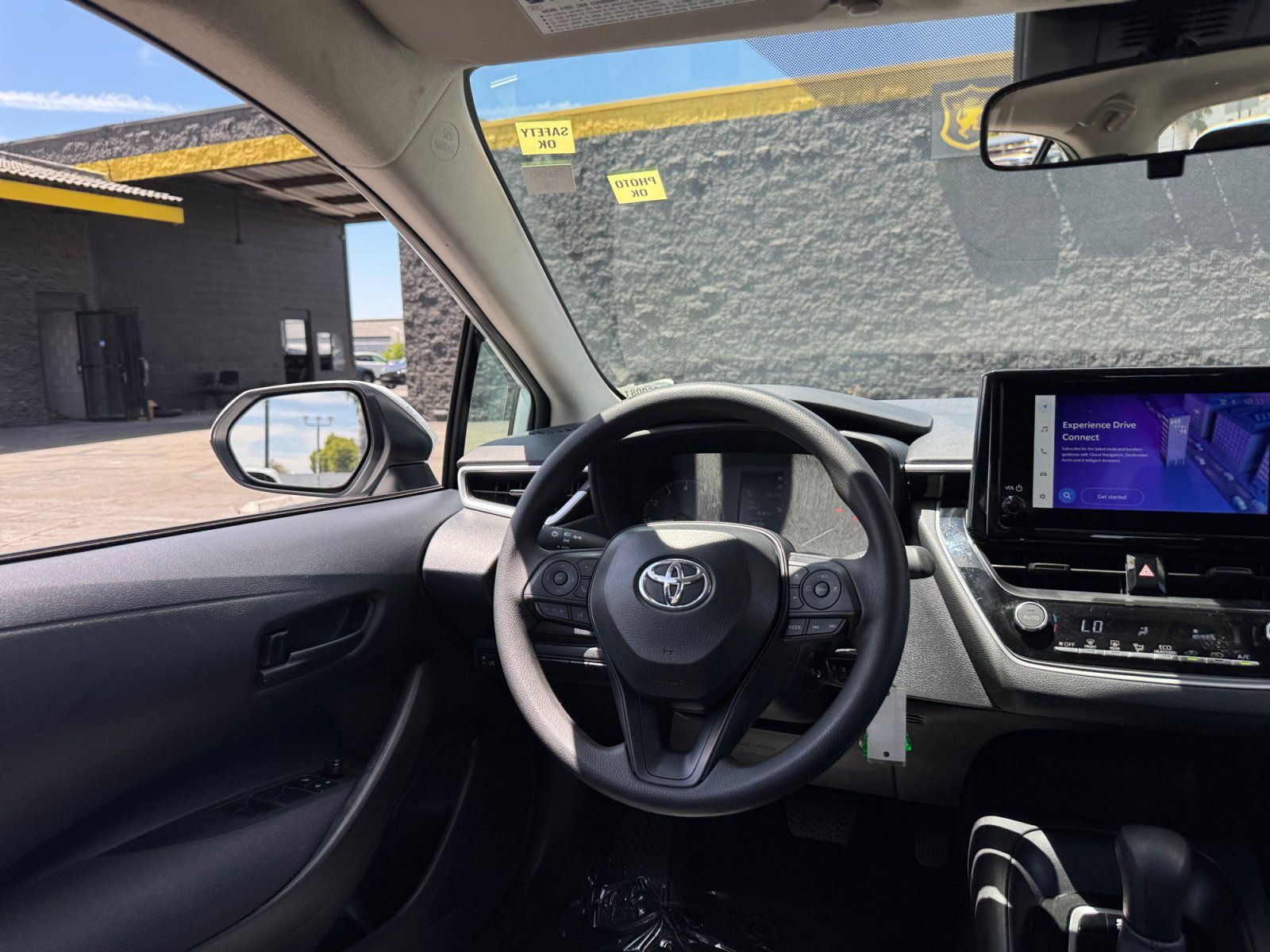 Used 2025 Toyota Corolla LE FWD image 23