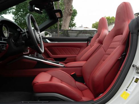 Used 2024 Porsche 911 Cabriolet AWD/4WD image 68