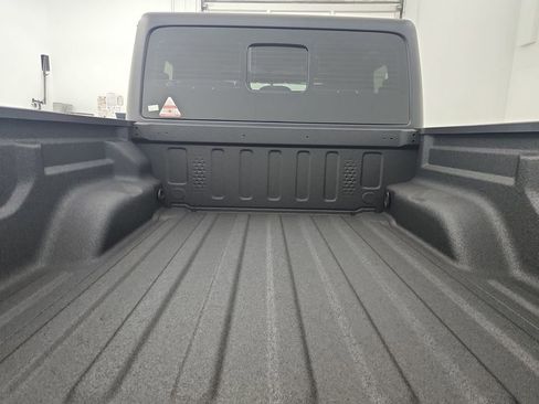 New 2026 Jeep Gladiator Sport image 31