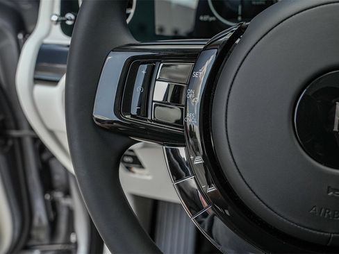 New 2025 Rolls-Royce Ghost image 24
