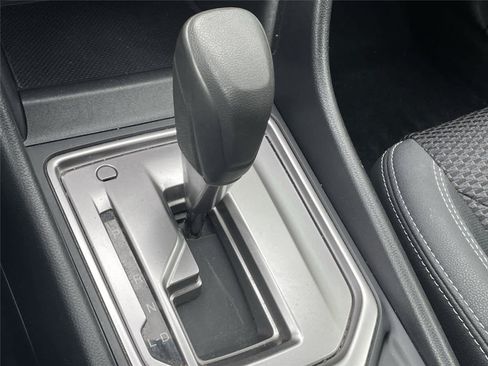 Certified 2021 Subaru Forester Premium AWD/4WD image 25