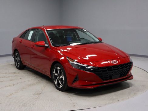 Certified 2023 Hyundai Elantra SEL w/ Convenience Package image 1