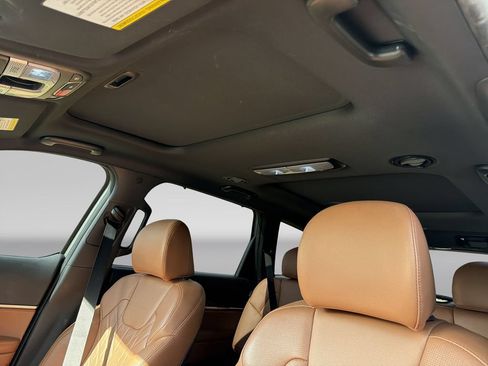 Used 2023 Kia Telluride SX X-Line AWD/4WD image 8