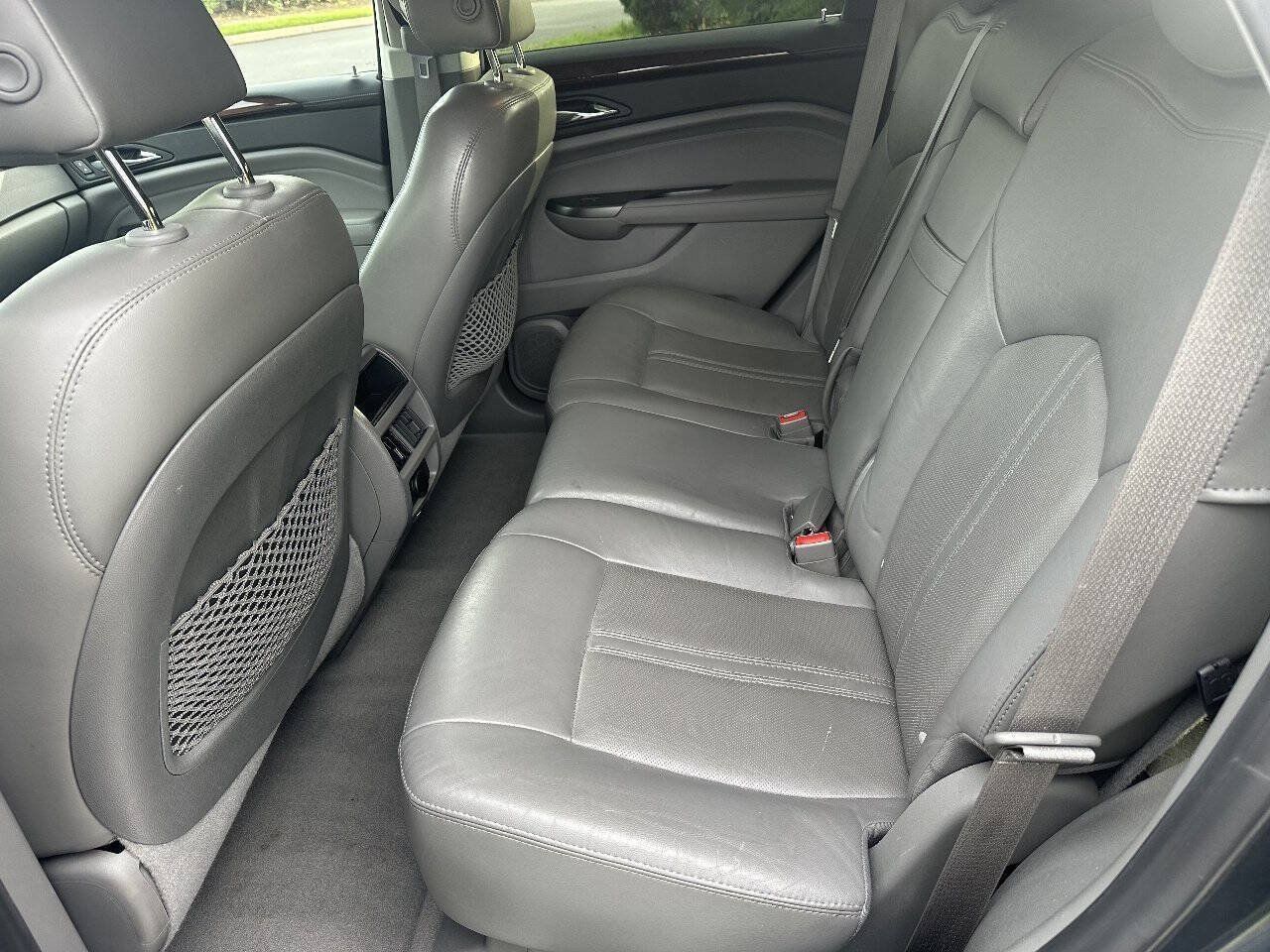 Used 2012 Cadillac SRX Luxury FWD image 11