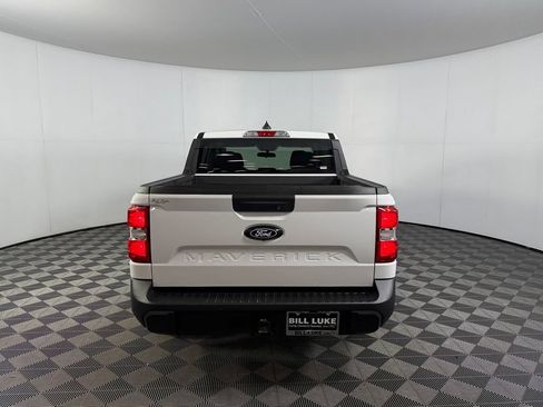 Used 2025 Ford Maverick XLT w/ Equipment Group 302A AWD/4WD image 8
