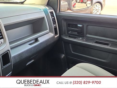 Used 2016 RAM 1500 Express RWD image 21