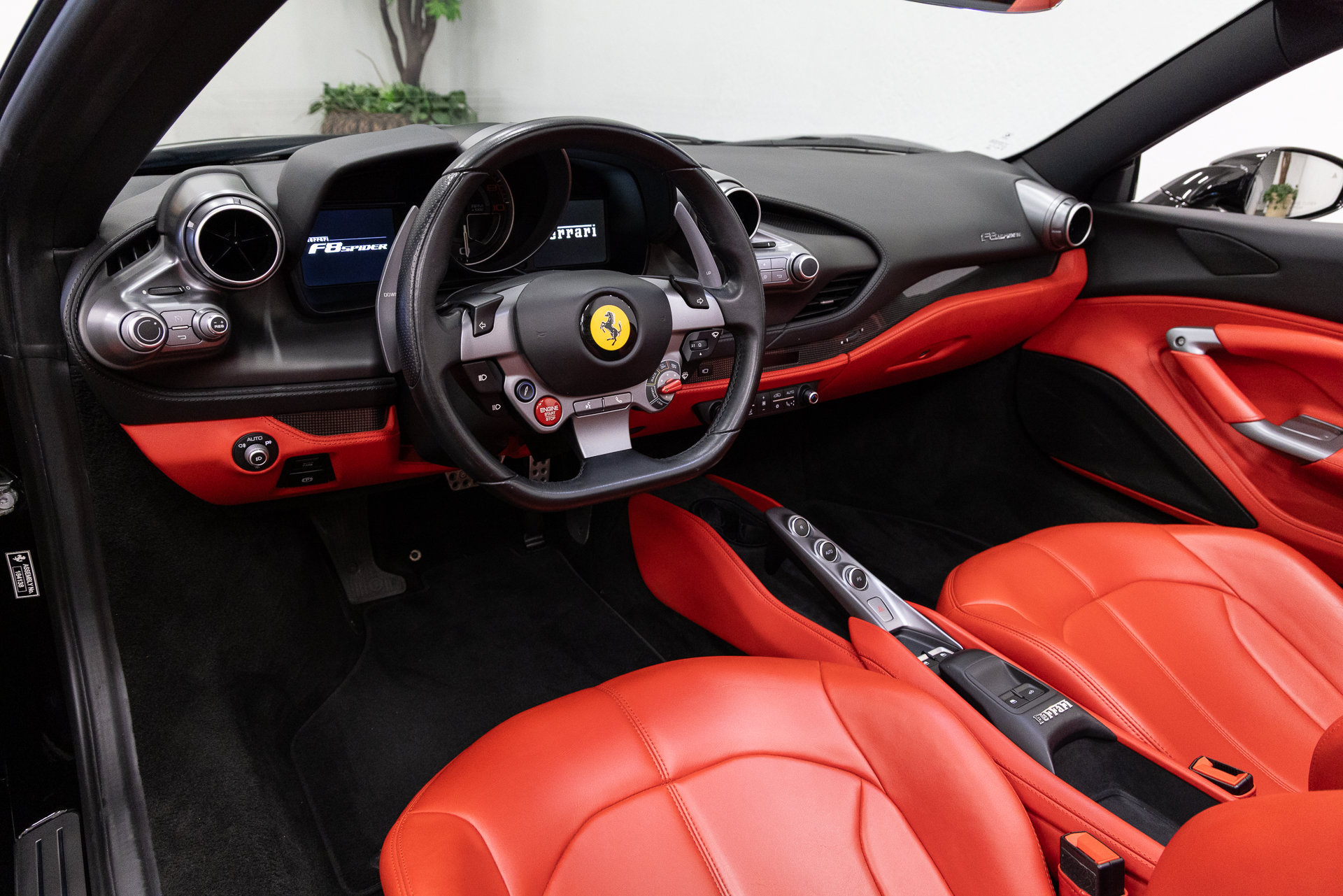 Used 2021 Ferrari F8 Tributo RWD image 6