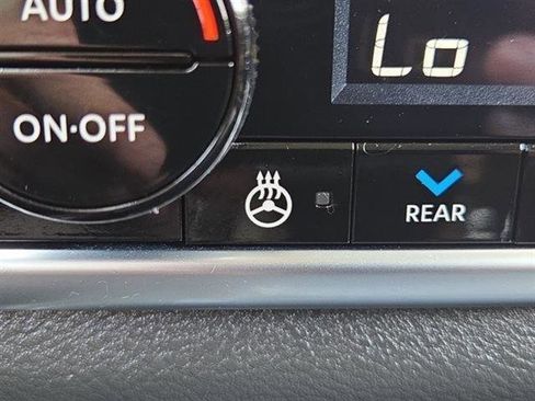 Certified 2023 Nissan Rogue SL w/ SL Premium Package image 28