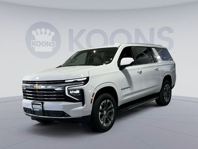New 2025 Chevrolet Suburban LT w/ Comfort Package