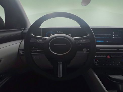 Certified 2025 Hyundai Tucson SEL image 14