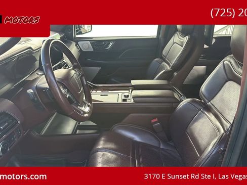 Used 2020 Lincoln Navigator L Black Label w/ Cargo Convenience Package AWD/4WD image 9