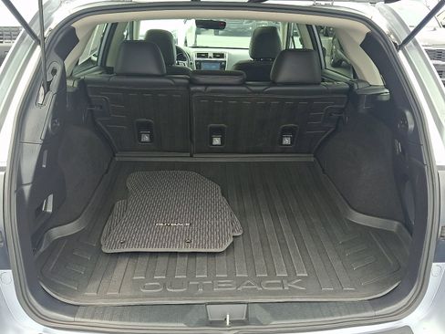 Used 2018 Subaru Outback 2.5i Limited AWD/4WD image 29