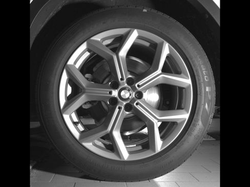 Used 2024 BMW X3 sDrive30i w/ Convenience Package RWD image 13