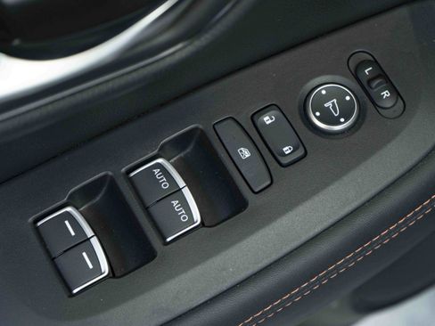 Used 2024 Honda HR-V Sport image 38