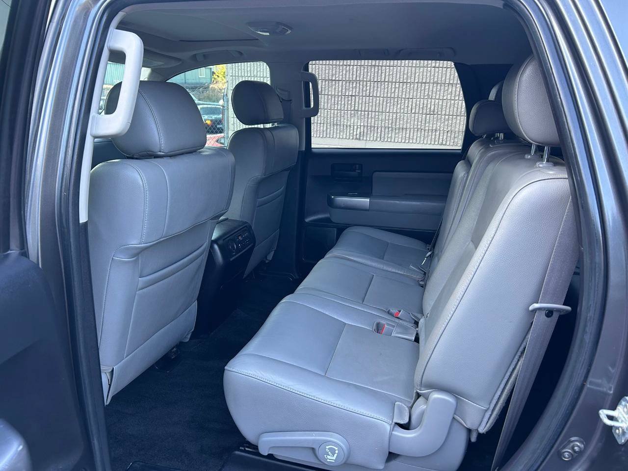 Used 2018 Toyota Sequoia SR5 w/ Premium Package AWD/4WD image 13