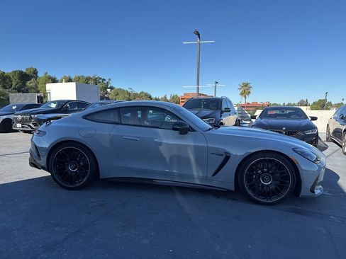 Used 2025 Mercedes-Benz AMG GT 63 image 4