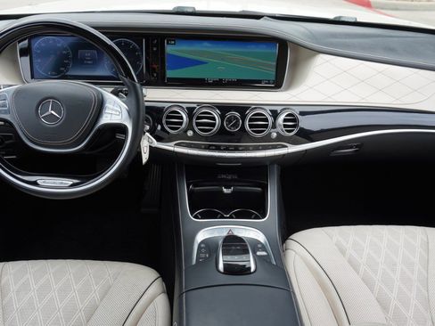 Used 2017 Mercedes-Benz S 550 Sedan image 28