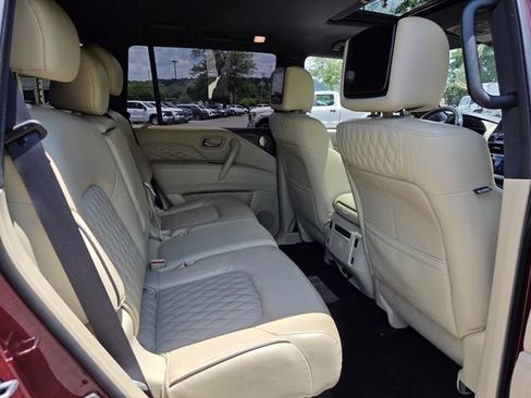 Used 2022 INFINITI QX80 Sensory w/ All-Season Package RWD image 16