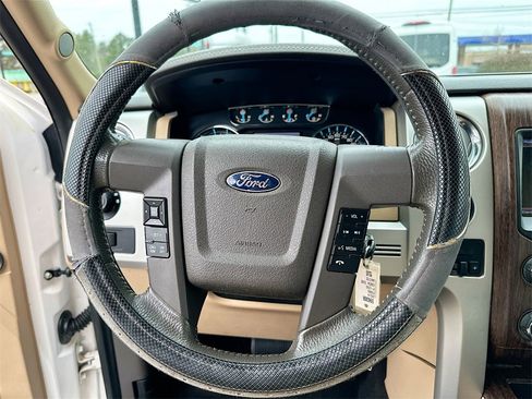 Used 2014 Ford F150 Lariat w/ Equipment Group 501A Mid image 18