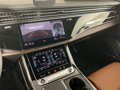 New 2026 Audi Q8 Prestige image 14
