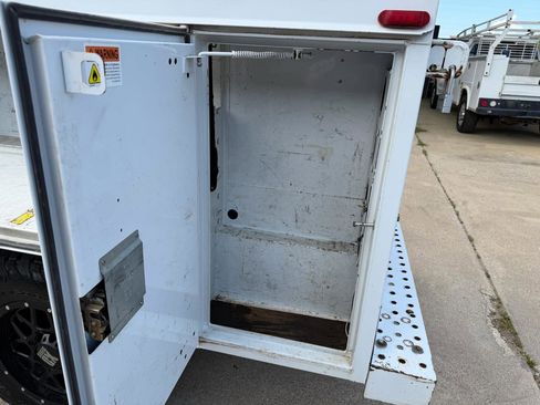 Used 2013 Chevrolet Silverado 2500 W/T image 15