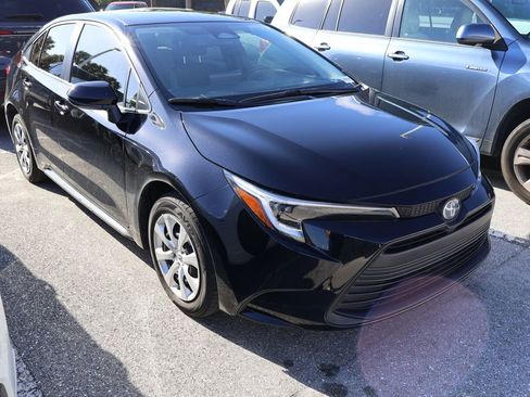 Certified 2024 Toyota Corolla LE image 6