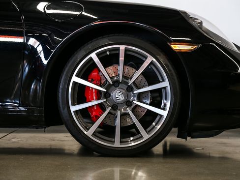 Used 2013 Porsche 911 Carrera S RWD image 18