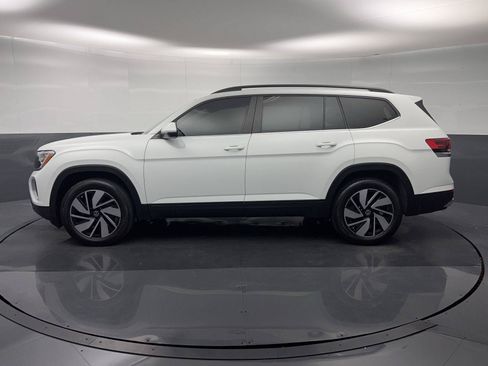 Used 2024 Volkswagen Atlas SE FWD image 32