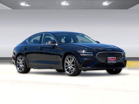 Used 2026 Genesis G70 2.5T RWD image 7