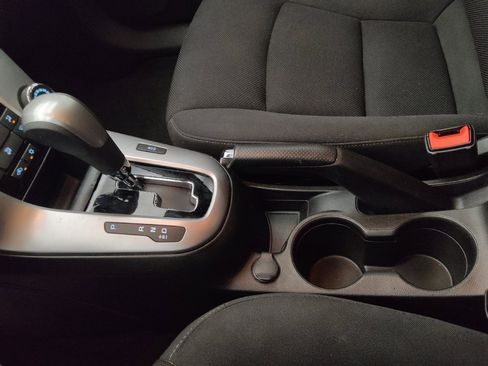 Used 2016 Chevrolet Cruze LT FWD image 26