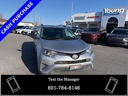 Used 2017 Toyota RAV4 LE image 2