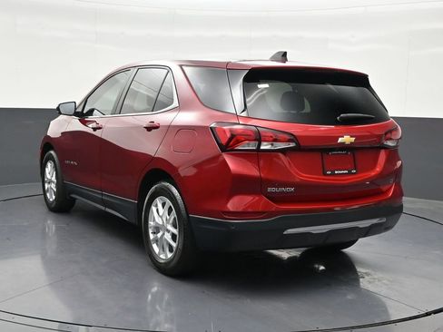 Used 2024 Chevrolet Equinox LT FWD image 3