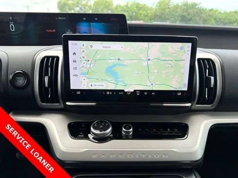 New 2026 Ford Expedition Max Active AWD/4WD image 3
