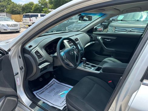 Used 2015 Nissan Altima 2.5 S w/ Power Driver Seat Package FWD image 7