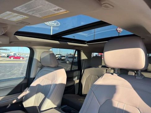 Used 2024 Ford Expedition Max Limited image 44