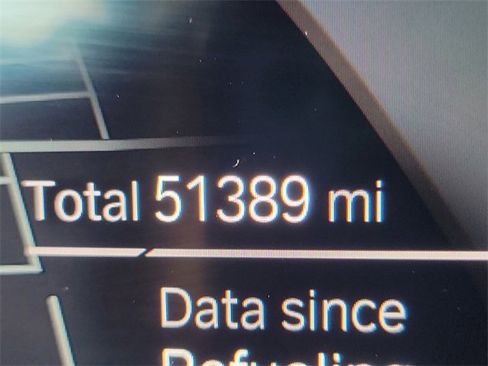 Used 2022 BMW X5 xDrive45e w/ Parking Assistance Package image 26