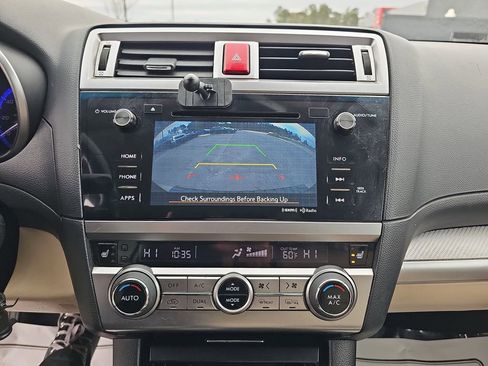 Used 2017 Subaru Outback 2.5i Premium image 26
