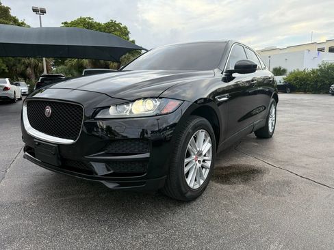 Used 2020 Jaguar F-PACE Prestige image 2