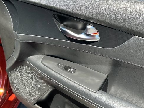 Used 2023 Kia Forte GT-Line FWD image 15
