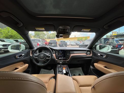 Used 2021 Volvo XC60 T5 Inscription w/ Advanced Package AWD/4WD image 21