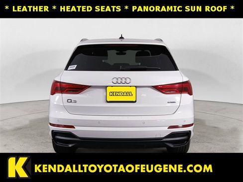 Used 2023 Audi Q3 2.0T Premium image 4