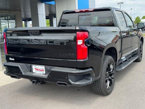Used 2025 Chevrolet Silverado 1500 High Country w/ High Country Premium Package image 3