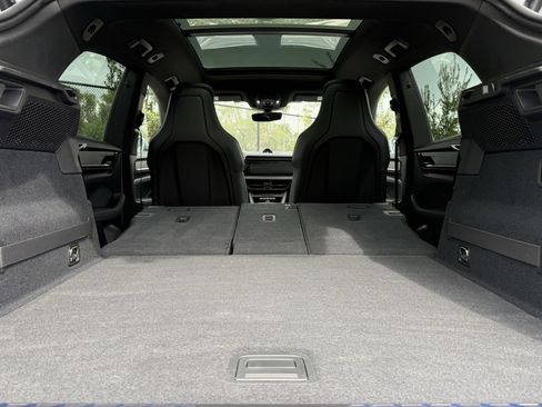 Used 2025 Porsche Macan 4S Electric image 37