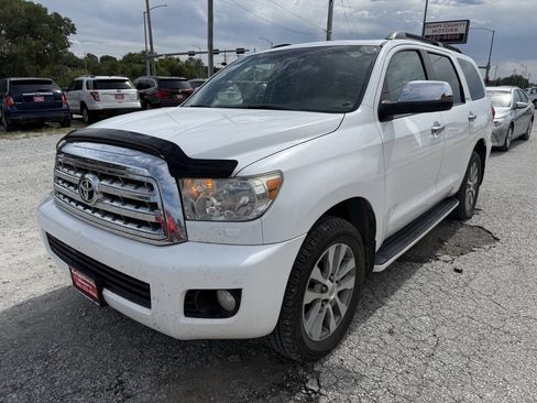 Used 2016 Toyota Sequoia Limited AWD/4WD image 7