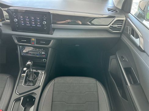 New 2026 Volkswagen Taos SE image 45