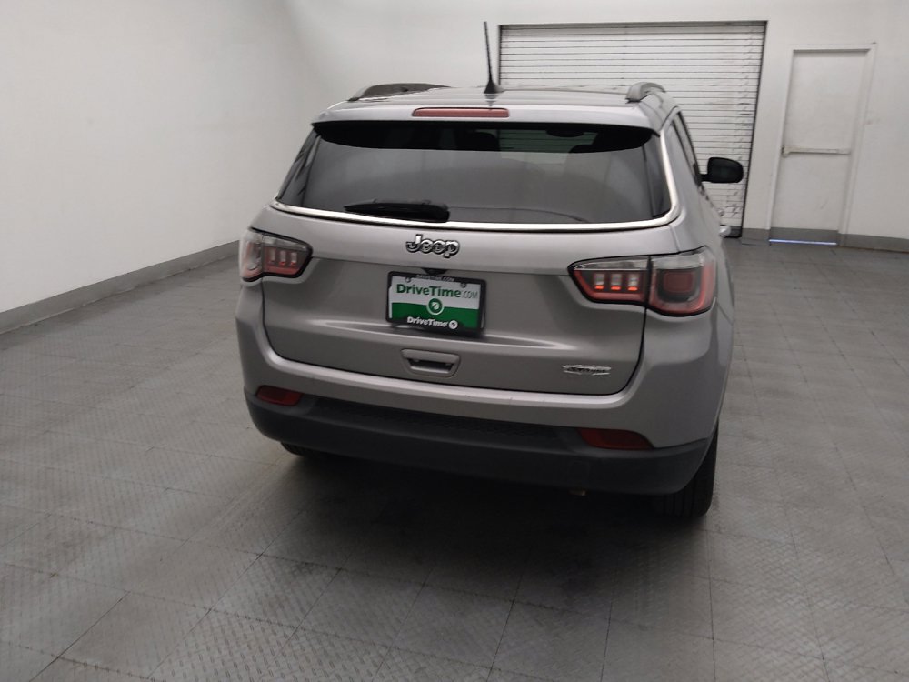 Used 2019 Jeep Compass Latitude w/ Popular Equipment Group FWD image 6